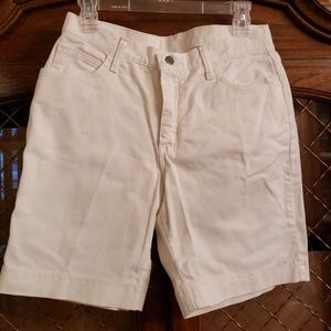 New white Lee shorts
